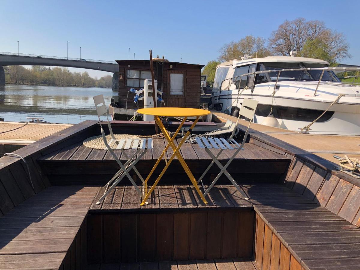 Logement Insolite La Toue Cabanee Centre Ville 昂热 外观 照片